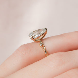 2.50CT Pear Shaped Nature Inspired Twig Engagement Ring
