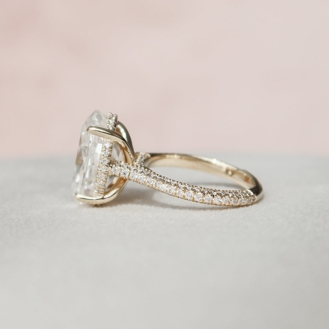 5 CT Oval cut Moissanite Engagement Ring