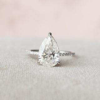 2.50CT Pear Cut Moissanite Solitaire Engagement Ring