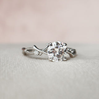 1.0CT Round Cut Branches Style Moissanite Engagement Ring