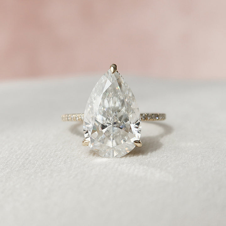 4.5 CT Pear Cut Moissanite Engagement Ring