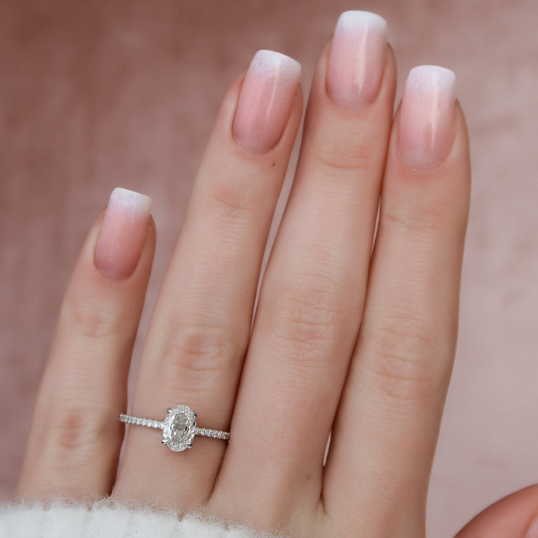 1 CT Oval Cut Moissanite Engagement Ring