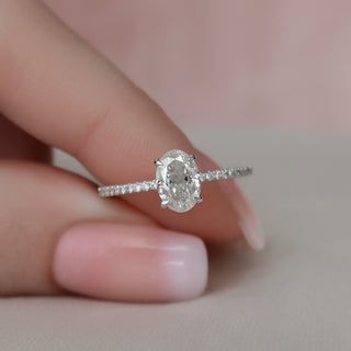 1 CT Oval Cut Moissanite Engagement Ring