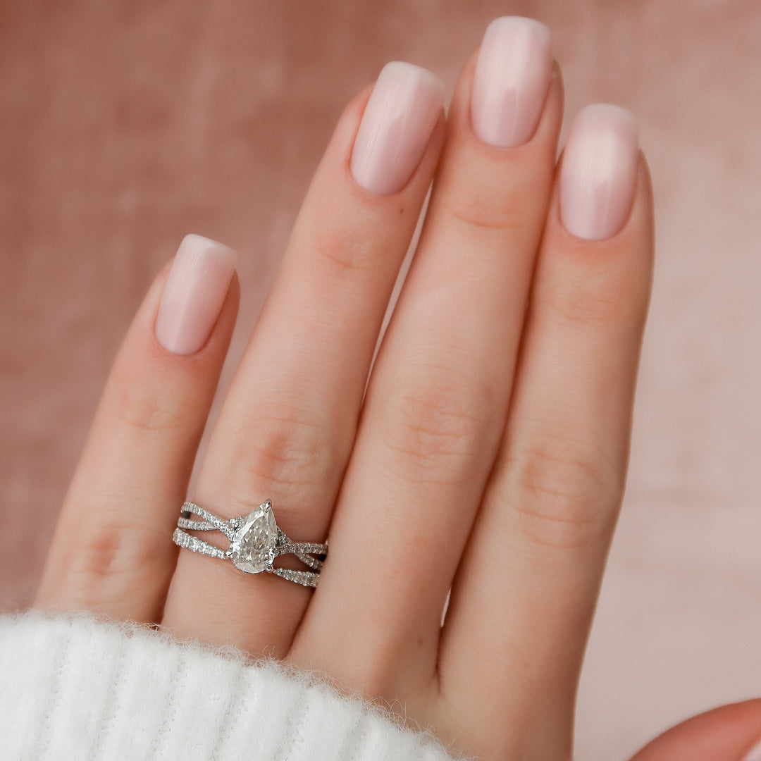 1.0CT Pear Cut Moissanite Split Shank Halo Bridal Engagement Ring Set