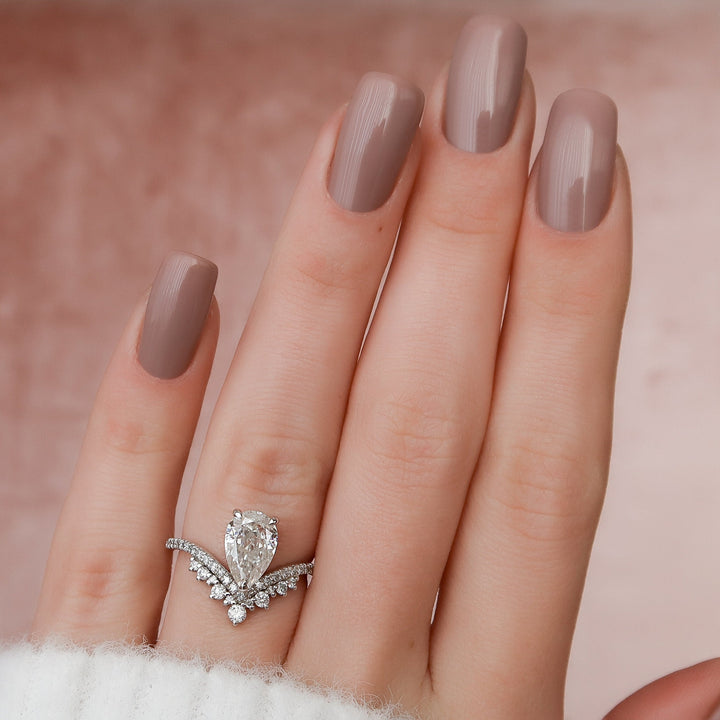 1.50CT Pear Shaped Moissanite Chevron Engagement Ring