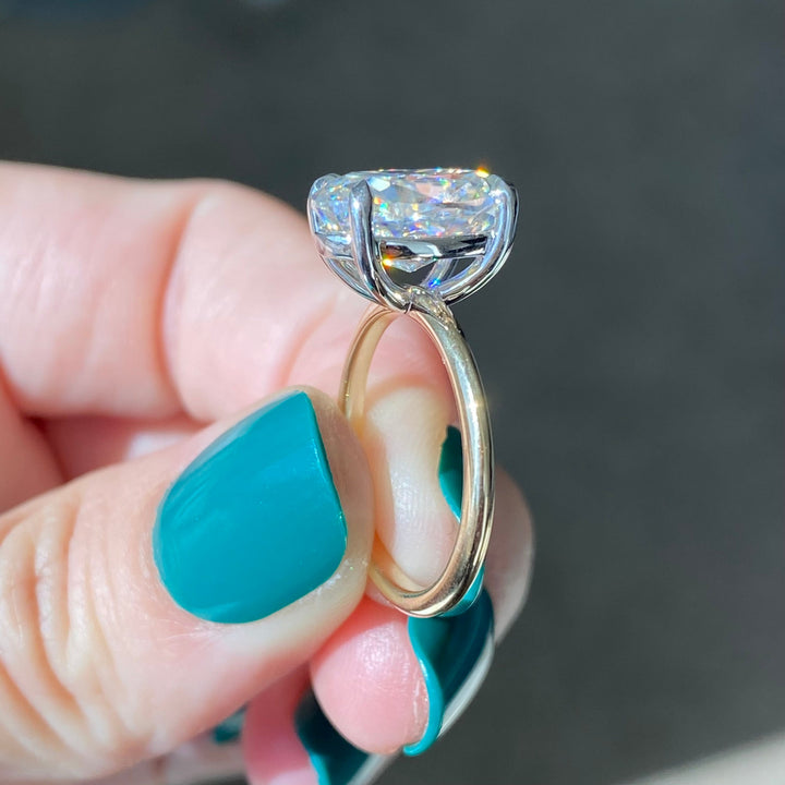 4.70CT Oval Diamond Solitaire Moissanite Engagement Ring