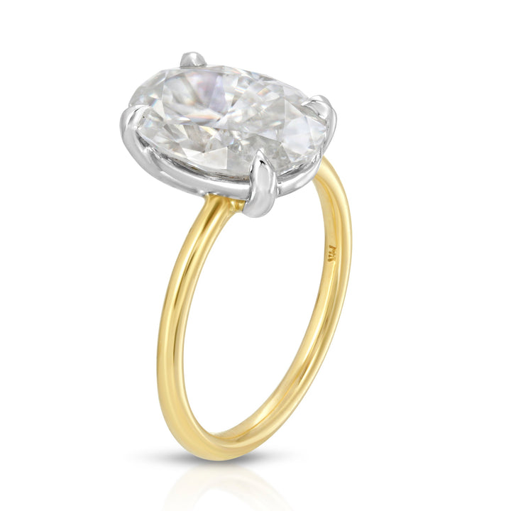 4.70CT Oval Diamond Solitaire Moissanite Engagement Ring