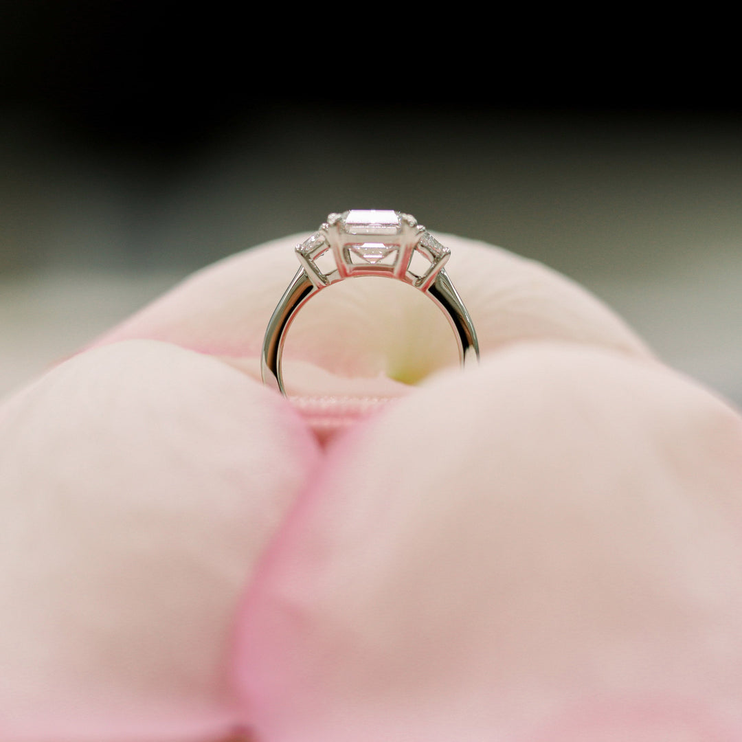 2.75CT Emerald Cut Moissanite Trapezoid Diamond Engagement Ring