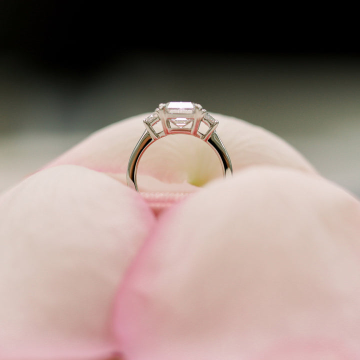 2.75CT Emerald Cut Moissanite Trapezoid Diamond Engagement Ring