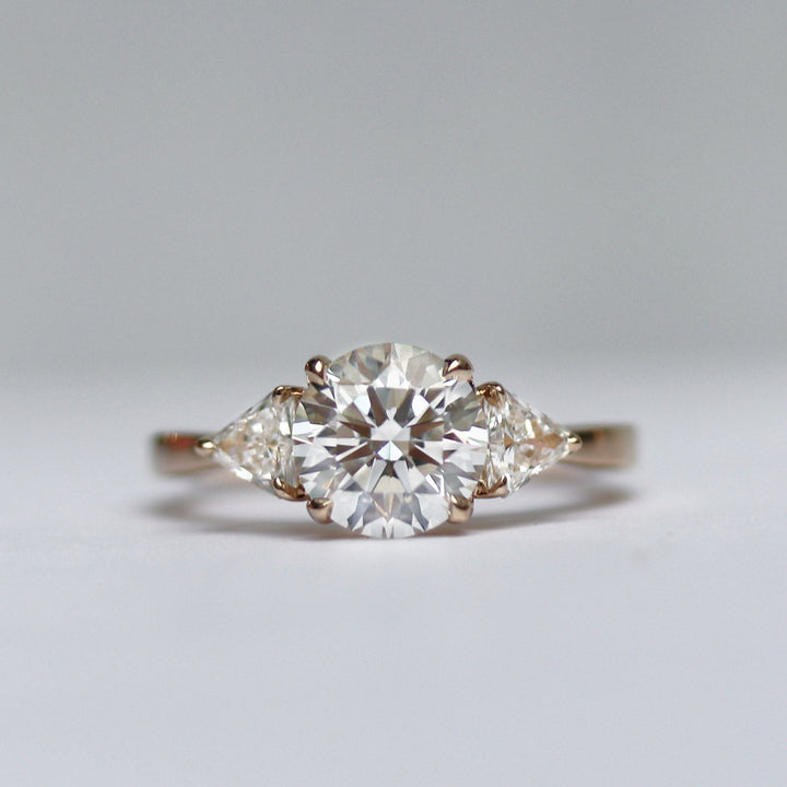 2.0CT Round Brilliant Cut Moissanite Trillion Diamond Engagement Ring