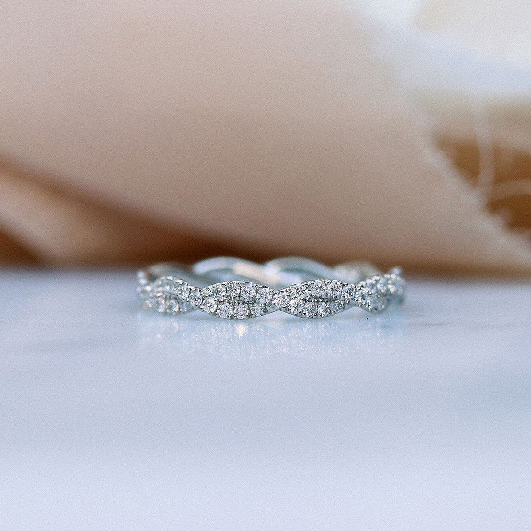 Round Brilliant Cut Full Eternity Twisted Infinite Wedding Band
