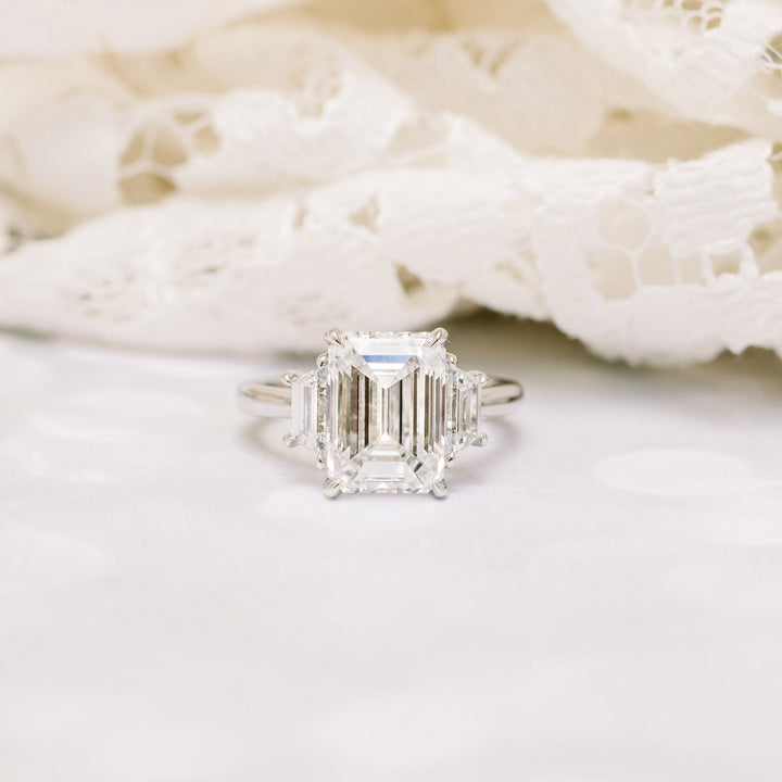 2.75CT Emerald Cut Moissanite Trapezoid Diamond Engagement Ring